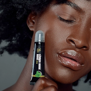 Lèvre nude rose menthe